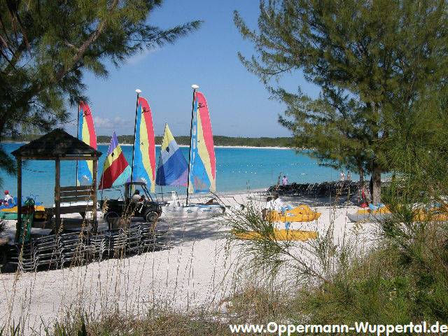 Halfmoon Cay