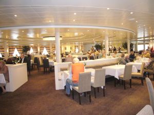 Delphin Voyager Hauptrestaurant 