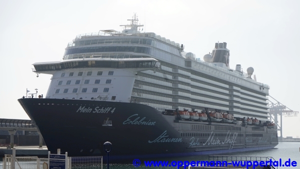 Mein Schiff 4