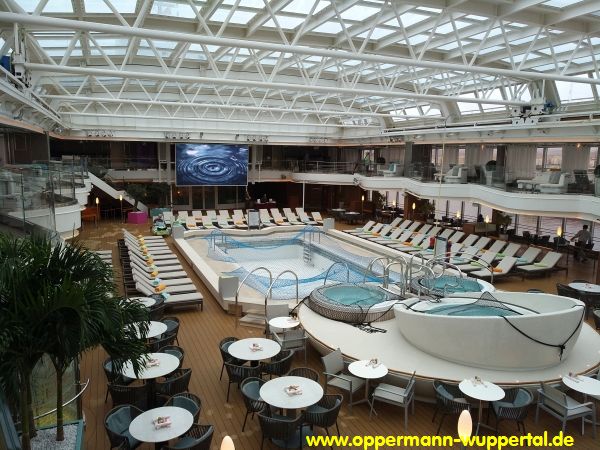 Koningsdam Pool