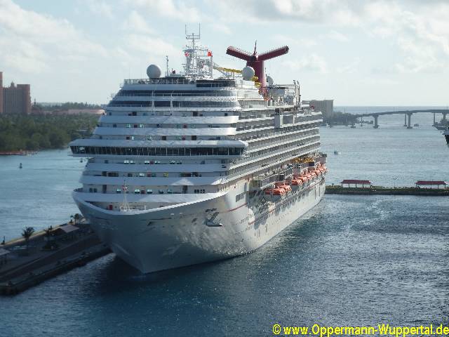 Kreuzfahrtschiff-Foto Carnival Breeze