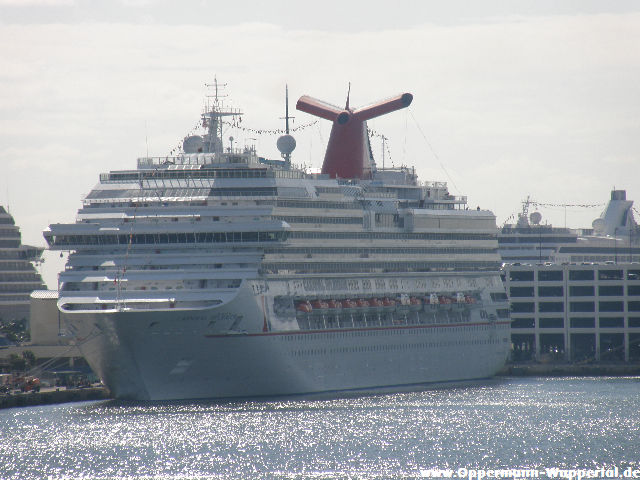 Kreuzfahrtschiff-Foto Carnival Splendor