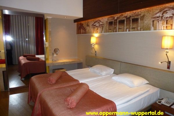 Hotel Commodore Elite Suites & Spa