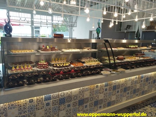 Essen im Hotel Ramada Plaza