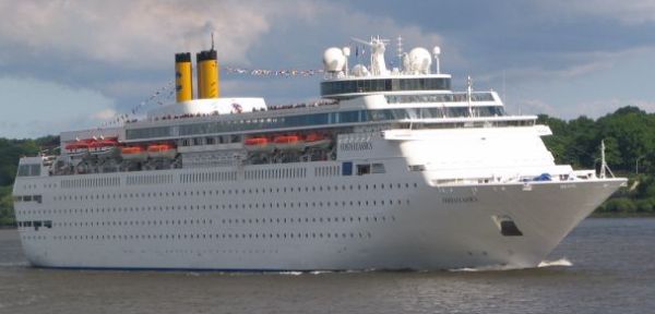 Costa Classica in Hamburg